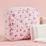 Ağ rəng, albalı detallı ped çantası